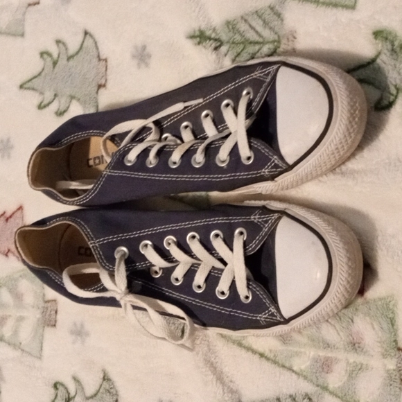 Size - Picture 1 of 2